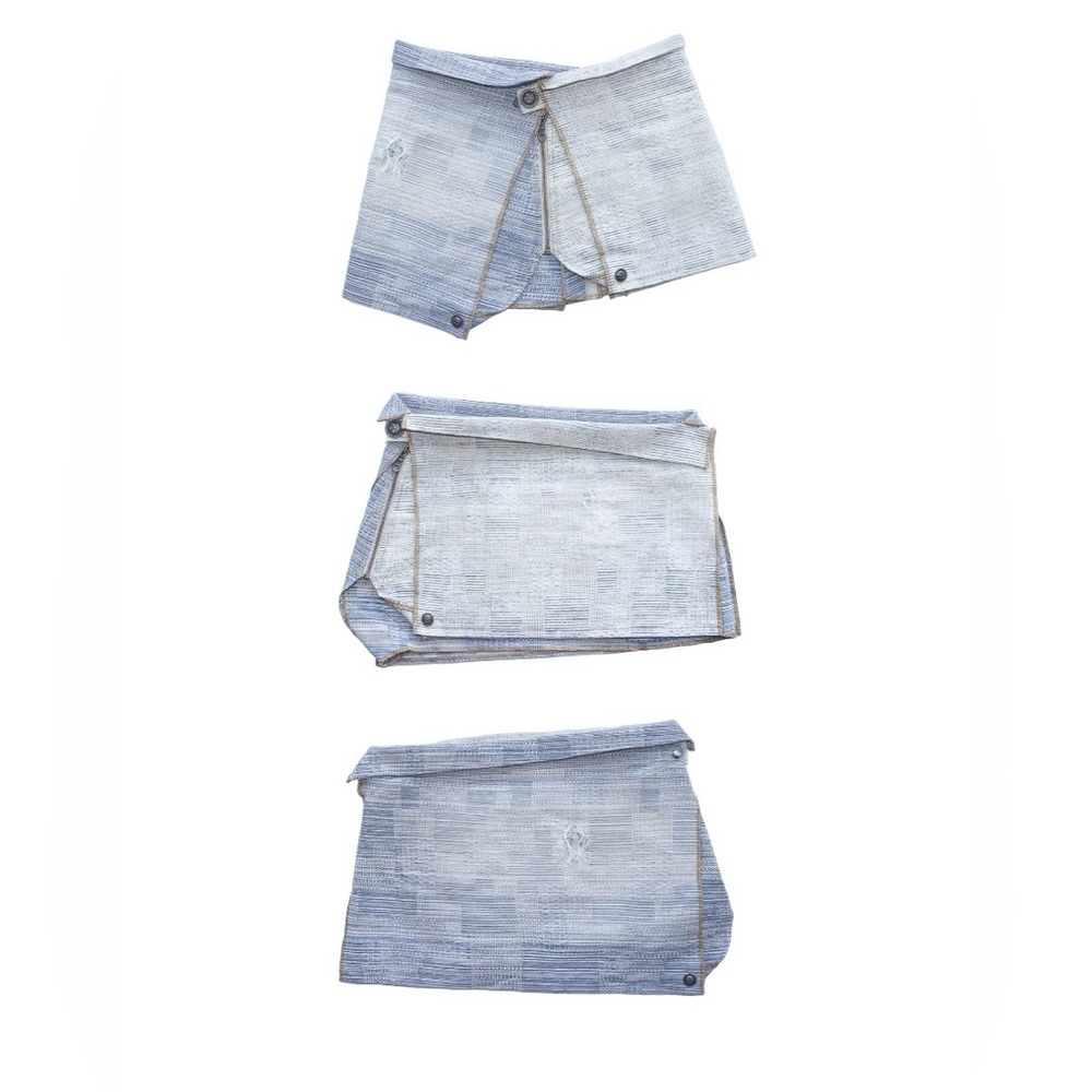 low waisted denim mini skirt